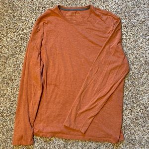 Men’s banana republic long sleeve tee